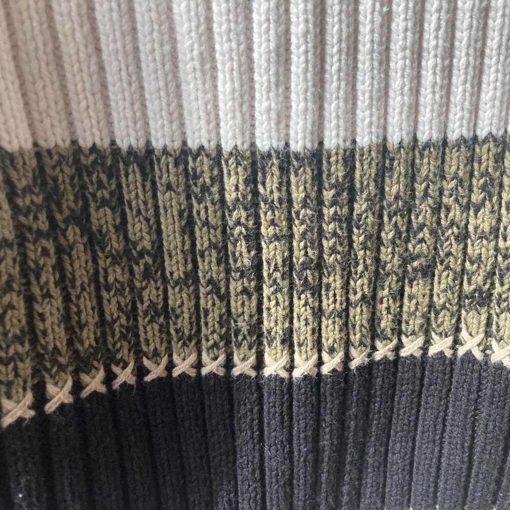 Limited Too Colorblock Sweater - Picture 4 of 11